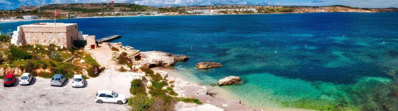Beachfront Seaview Haven: Malta's Coastal Retreat Mellieha Exterior photo