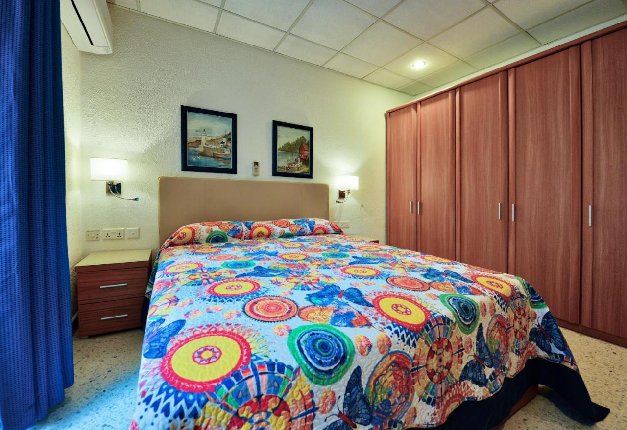 Beachfront Seaview Haven: Malta's Coastal Retreat Mellieha Exterior photo